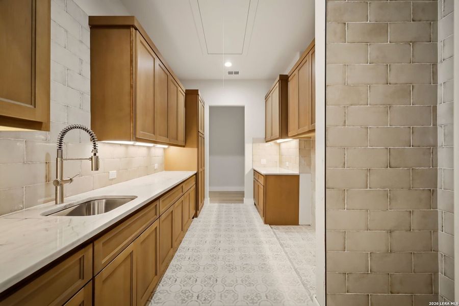 Furnished interior view inside a new home in , Boerne (Image 11).