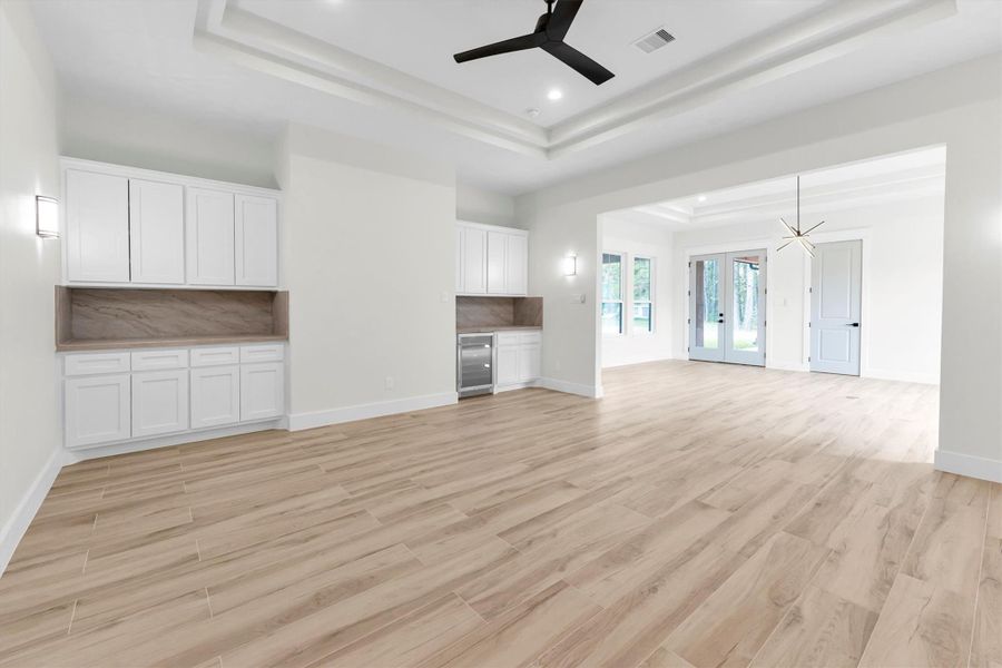 Spacious, unfurnished interior of a new home in , Conroe (Image 18).