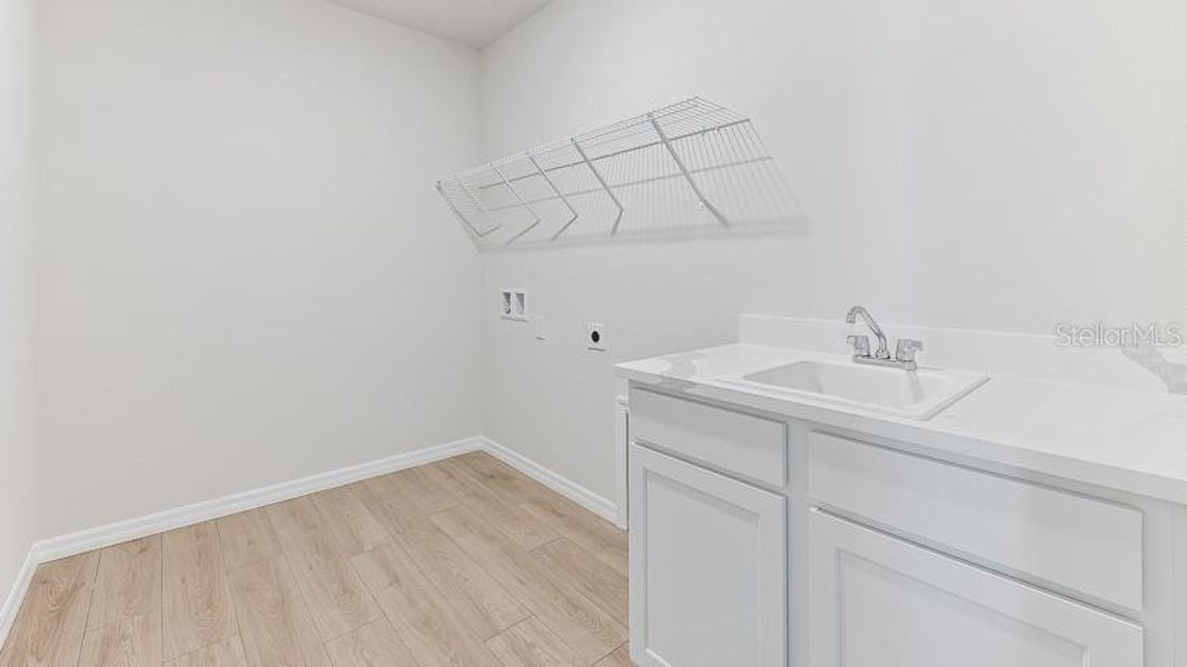 Spacious, unfurnished interior of a new home in Legacy Preserve, Parrish (Image 13).