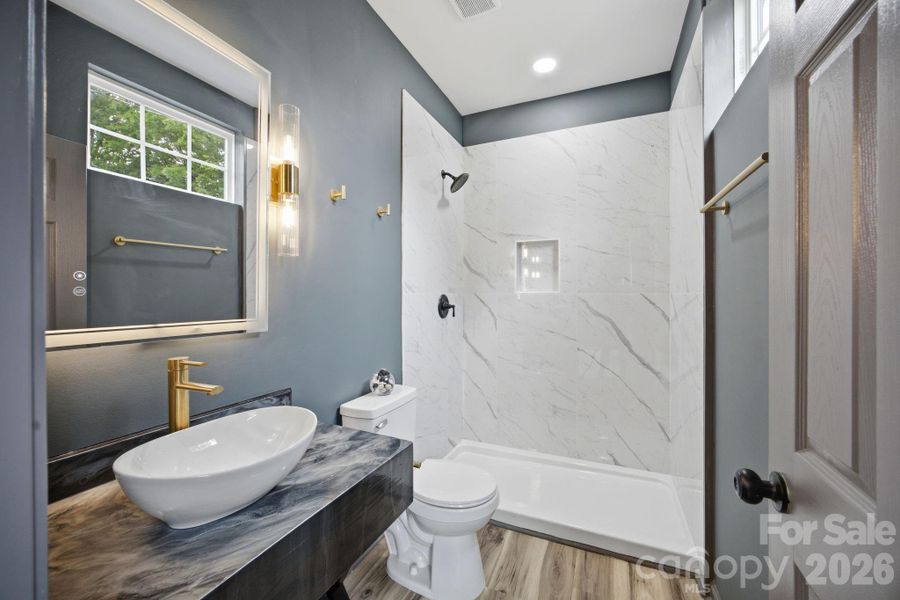 Furnished interior view inside a new home in , Kannapolis (Image 13).