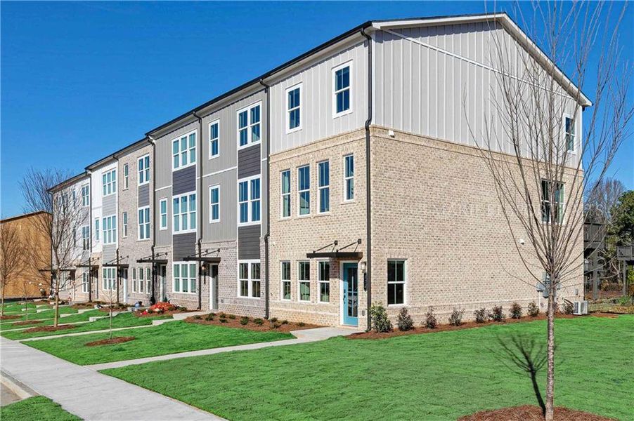 Image 38 of a home in .