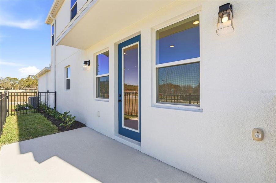 Exterior details and patio area of a home in Vivir, Valrico (Image 29).