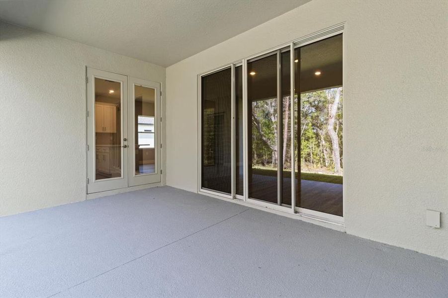 Truss Covered Back Patio