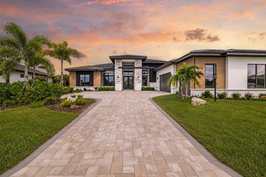 Front exterior of a new home in , Bradenton, FL, highlighting curb appeal (Image 27). Front exterior of a new home in , Bradenton, FL, highlighting curb appeal (Image 27).