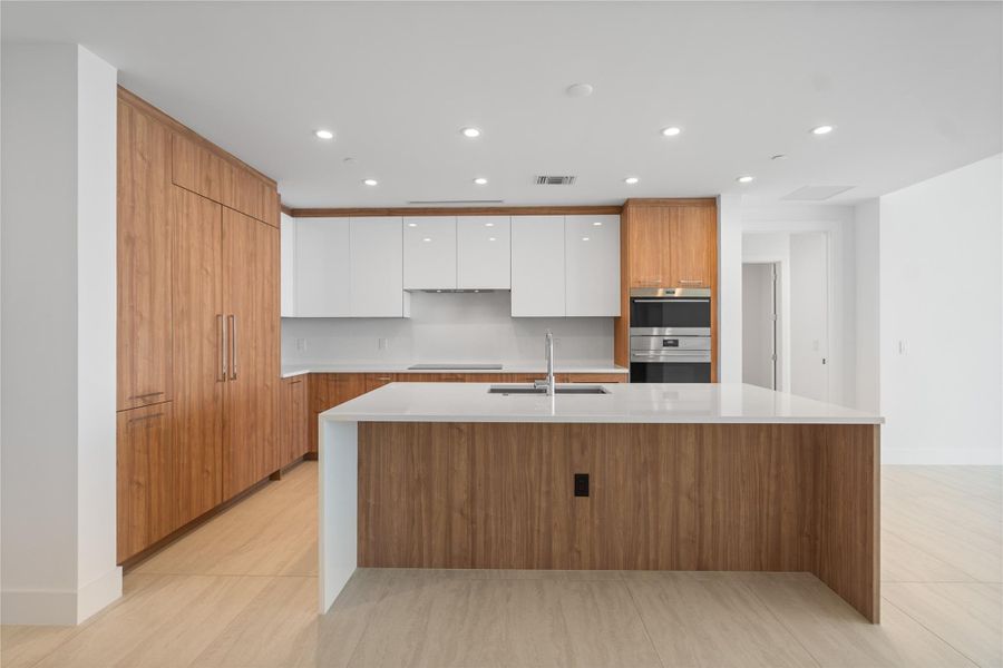Furnished interior view inside a new home in , Fort Lauderdale (Image 12).