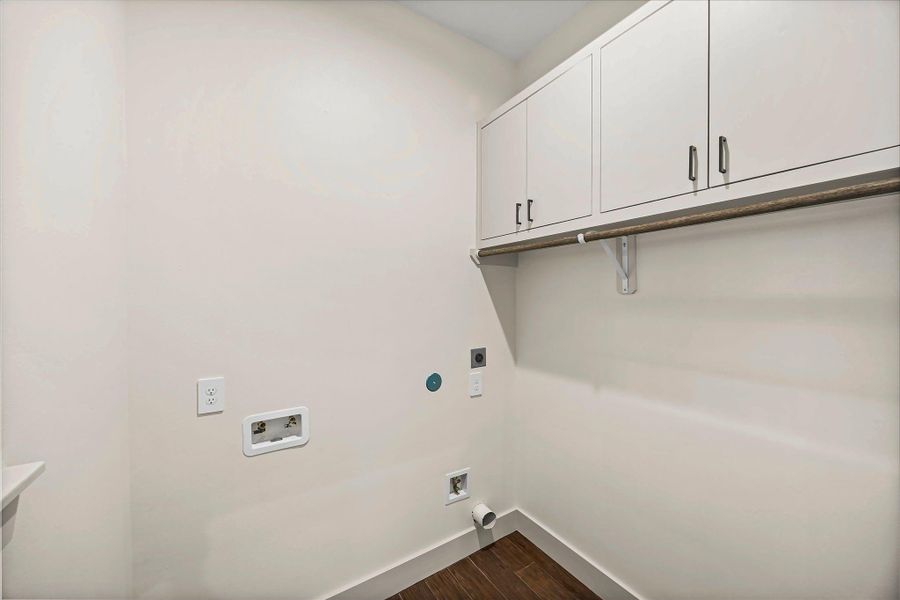 Spacious, unfurnished interior of a new home in , Baytown (Image 22).
