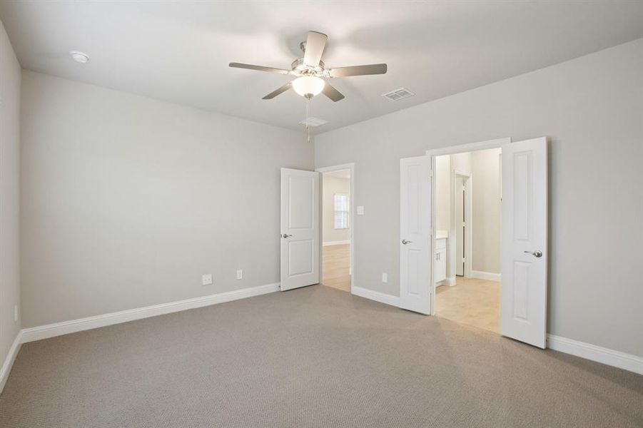 Spacious, unfurnished interior of a new home in Parks at Foster Crossing - Spring Series, Anna (Image 34).