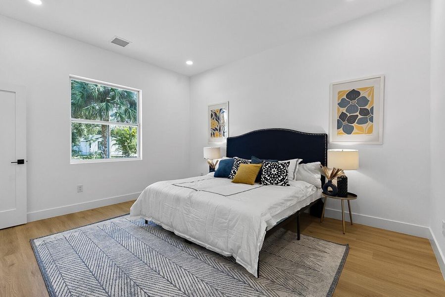 Furnished interior view inside a new home in , Vero Beach (Image 15).