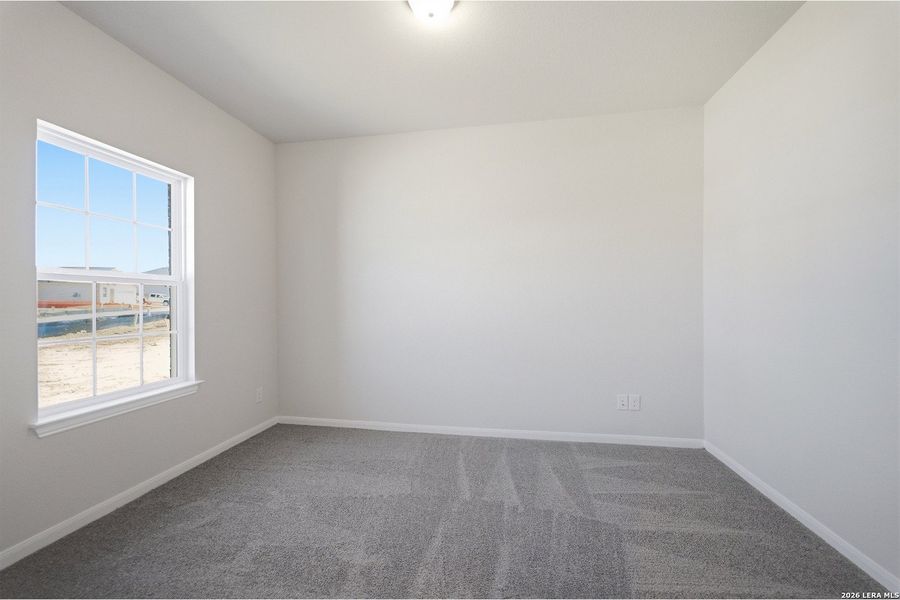 Spacious, unfurnished interior of a new home in Hickory Ridge, Elmendorf (Image 25).