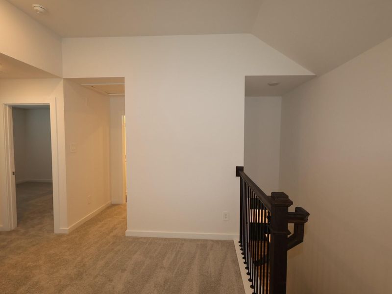 Spacious, unfurnished interior of a new home in Moran Ranch, Willis (Image 9).