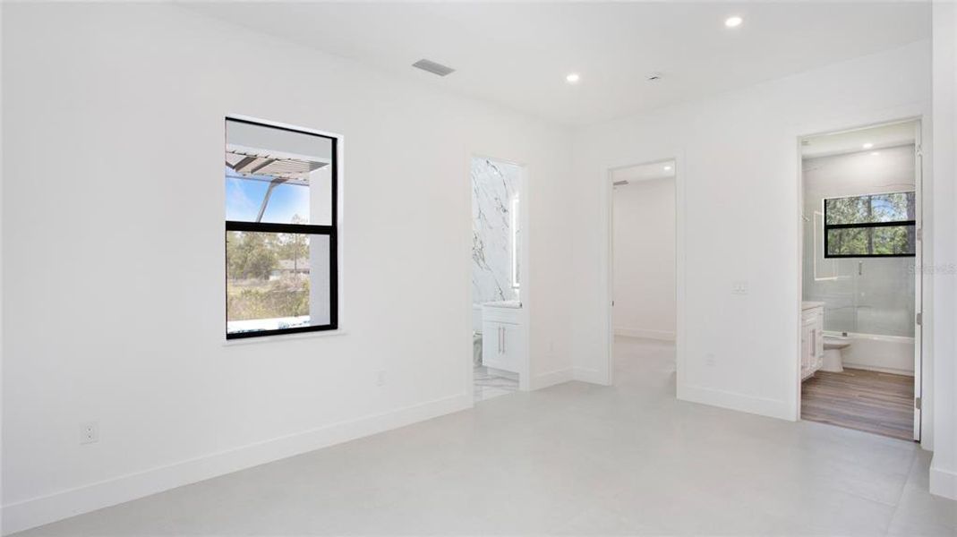 Spacious, unfurnished interior of a new home in , Naples (Image 22). Spacious, unfurnished interior of a new home in , Naples (Image 22).