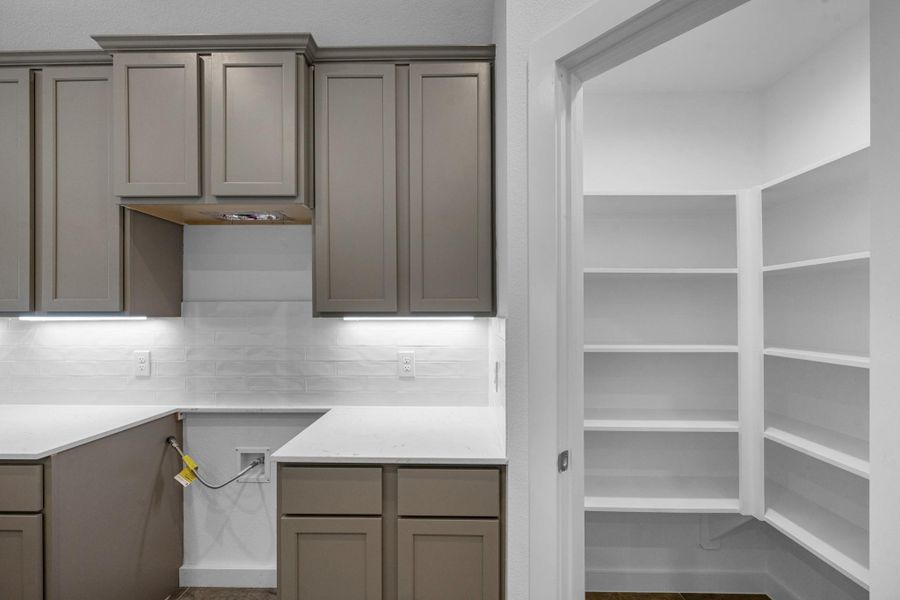 Furnished interior view inside a new home in Grand Mason Crossing, Katy (Image 9).