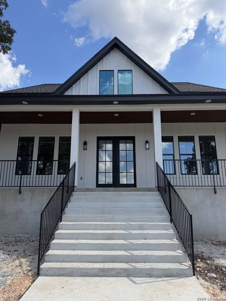 Exterior details and patio area of a home in , New Braunfels (Image 30).
