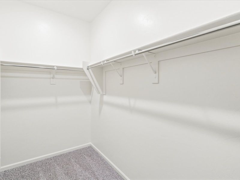 Spacious, unfurnished interior of a new home in Las Patrias at Star Valley Phase III - Signature Series, Tucson (Image 11).