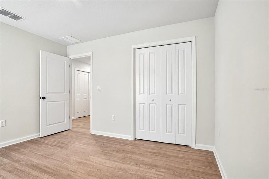 Spacious, unfurnished interior of a new home in , Ocala (Image 25).
