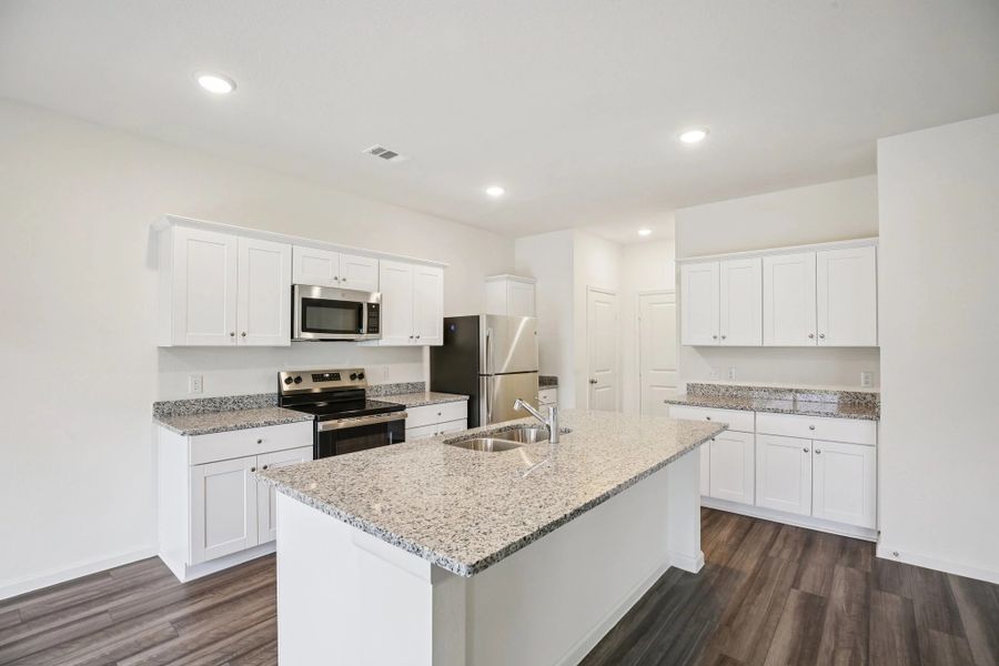 Representative furnished interior of a home built from the Discovery by Starlight Homes in Sunset Oaks, Maxwell (Image 11).