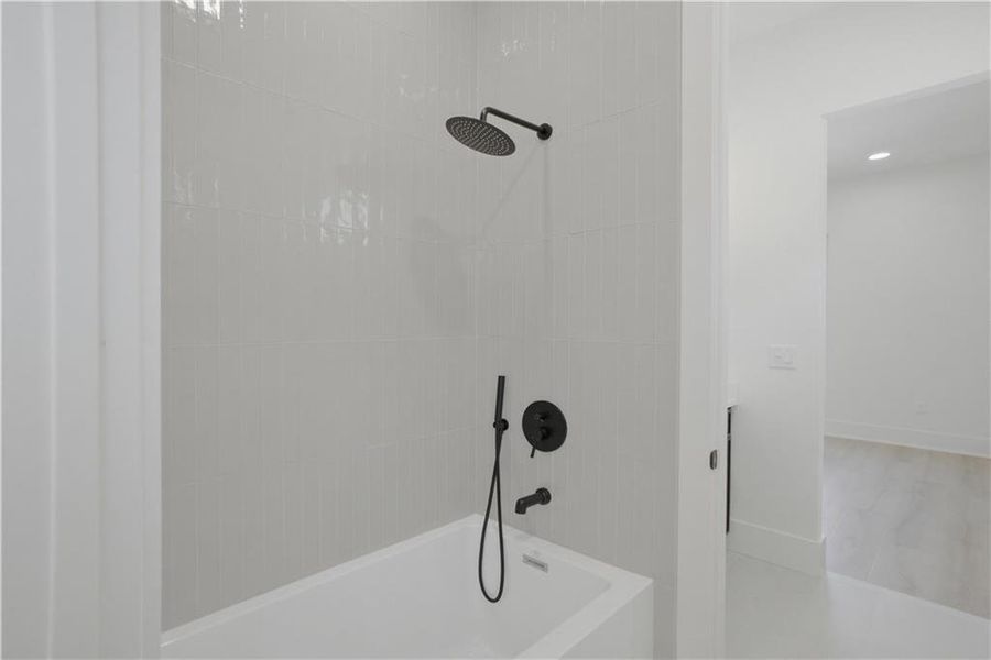 Close-up of interior finishes inside a home in , Duluth (Image 21).