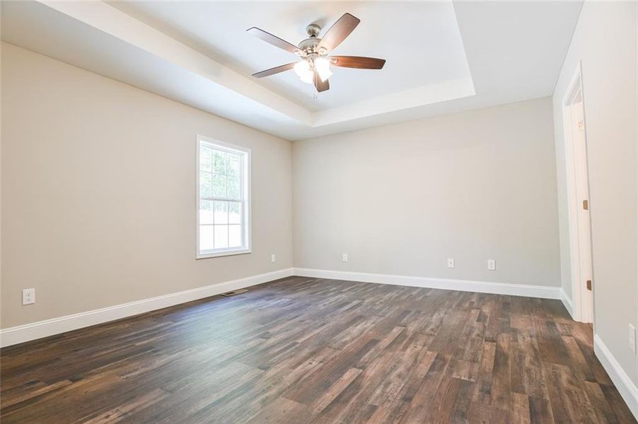 Spacious, unfurnished interior of a new home in , Dahlonega (Image 23).