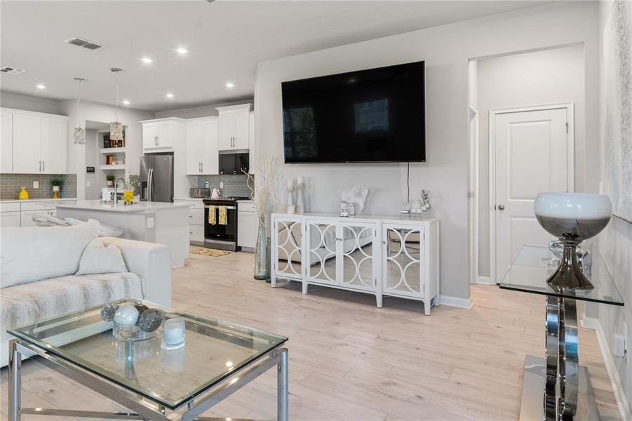 Furnished interior view inside a new home in , Lutz (Image 6). Furnished interior view inside a new home in , Lutz (Image 6).