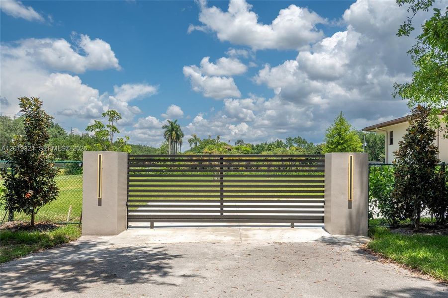 Image 77 of a home in .