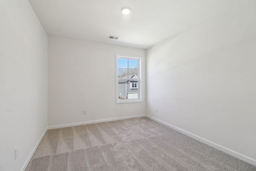 32-web-or-mls-Flat Coat Ln-020