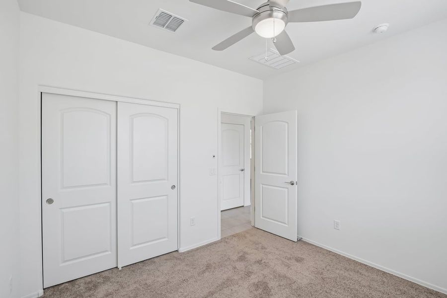 Spacious, unfurnished interior of a new home in Saguaro Haven, Tucson (Image 18). Spacious, unfurnished interior of a new home in Saguaro Haven, Tucson (Image 18).