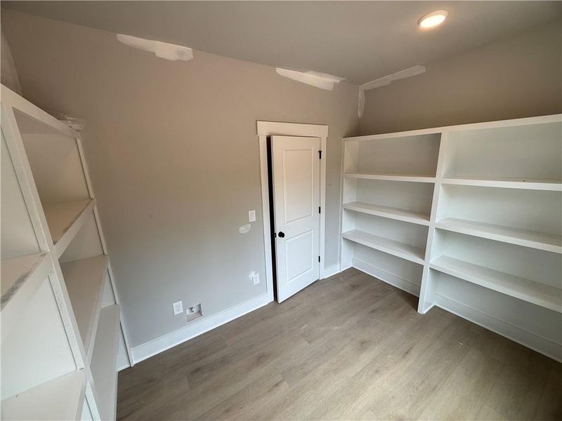 Spacious, unfurnished interior of a new home in , Monroe (Image 6).