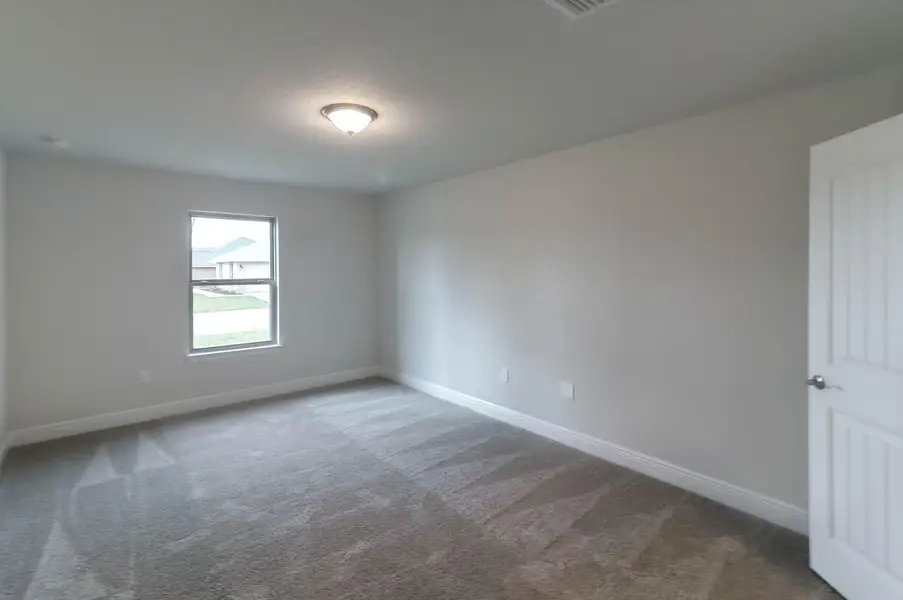 Spacious, unfurnished interior of a new home in Parkland Place, Pace (Image 19).