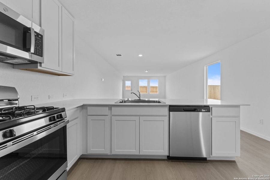 Furnished interior view inside a new home in , New Braunfels (Image 8). Furnished interior view inside a new home in , New Braunfels (Image 8).