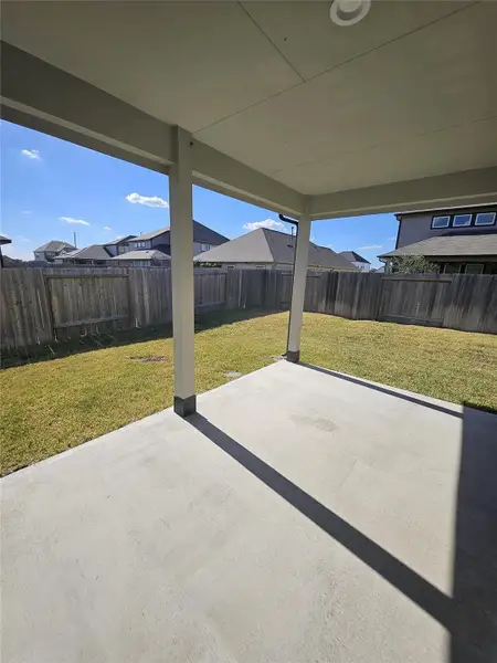 Exterior details and patio area of a home in Briarwood Crossing, Rosenberg (Image 4). Exterior details and patio area of a home in Briarwood Crossing, Rosenberg (Image 4).