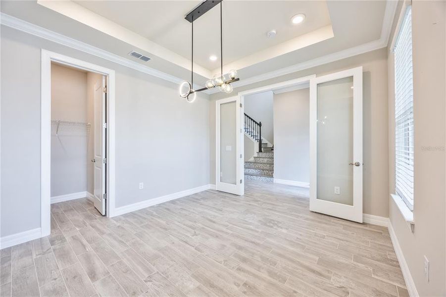 Spacious, unfurnished interior of a new home in Phillips Grove, Orlando (Image 34).