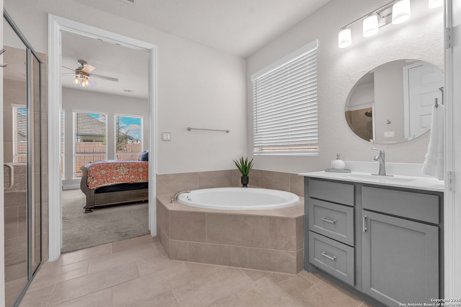 Furnished interior view inside a new home in Kallison Ranch 45', San Antonio (Image 9). Furnished interior view inside a new home in Kallison Ranch 45', San Antonio (Image 9).