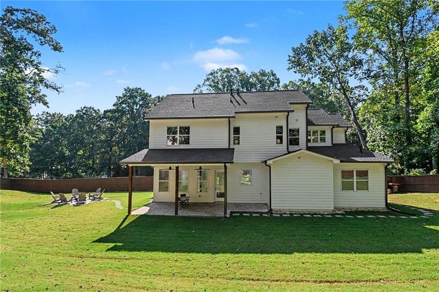 Exterior details and patio area of a home in , Smyrna (Image 3).