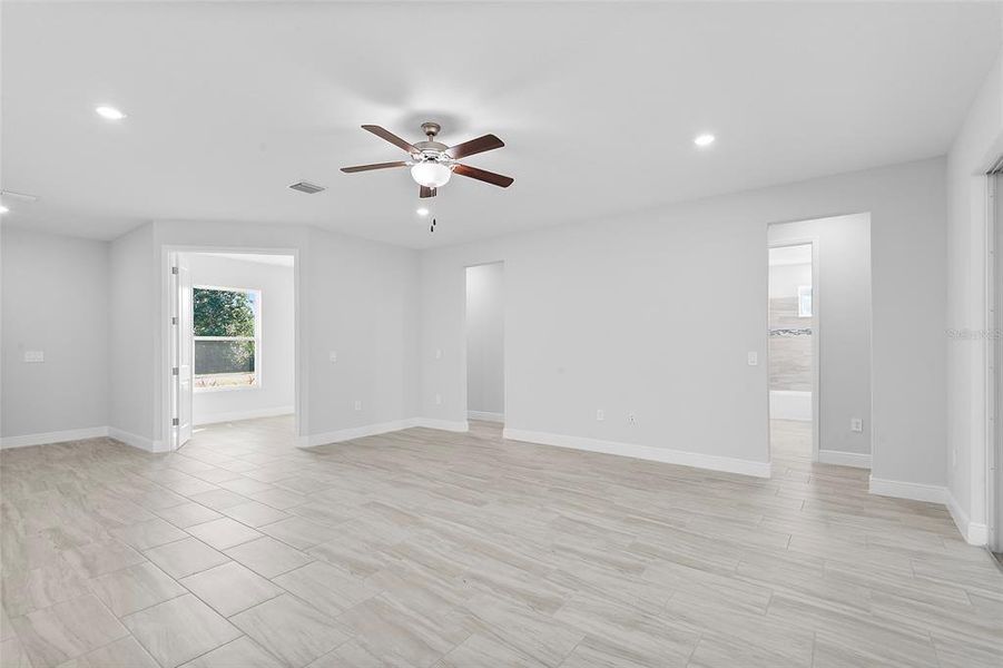 Spacious, unfurnished interior of a new home in , Orlando (Image 18). Spacious, unfurnished interior of a new home in , Orlando (Image 18).