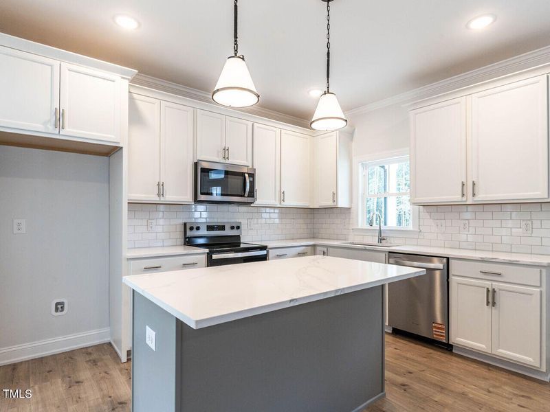 009-1280x960-kitchen