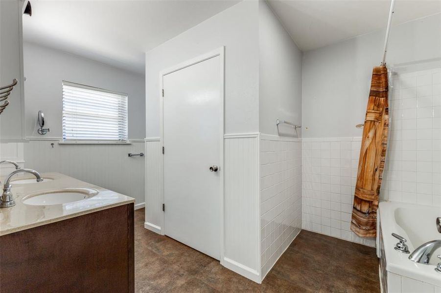 Primary bath original home Primary bath original home