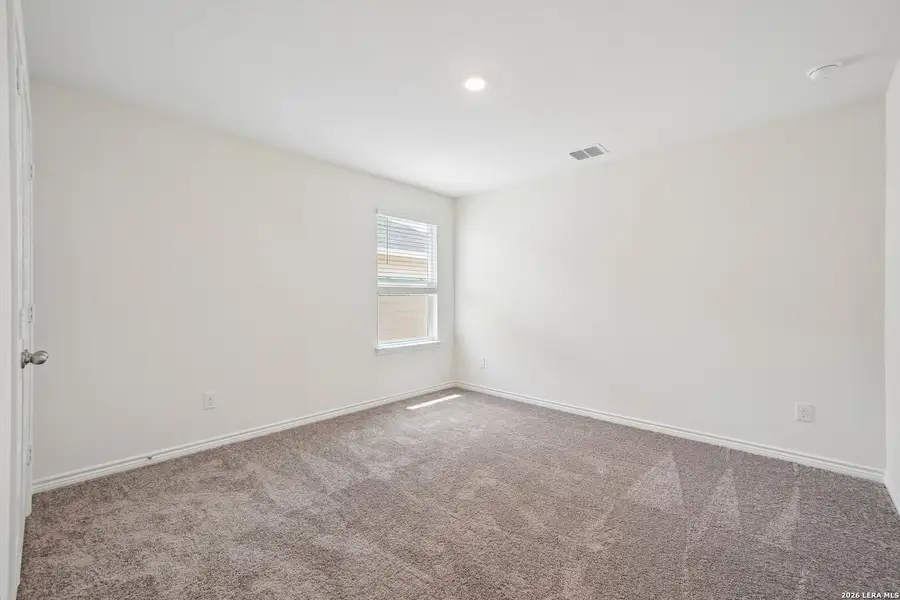 Spacious, unfurnished interior of a new home in , San Antonio (Image 22).