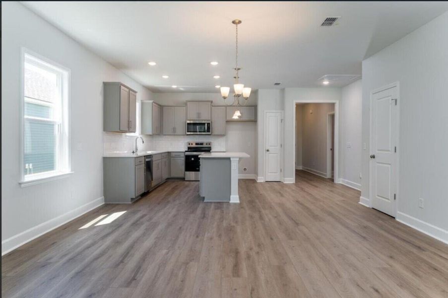 Spacious, unfurnished interior of a new home in Cedar Glen Preserve, Huger (Image 11). Spacious, unfurnished interior of a new home in Cedar Glen Preserve, Huger (Image 11).