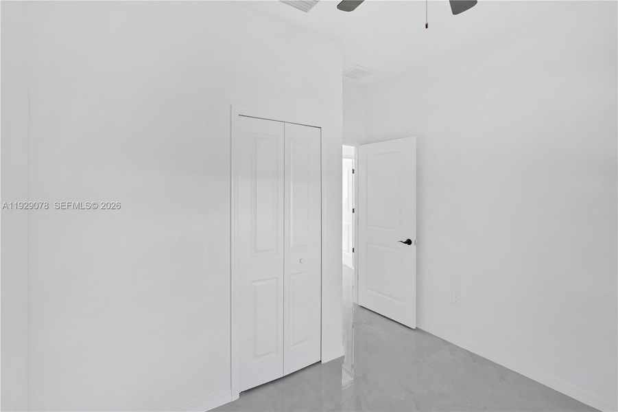 Spacious, unfurnished interior of a new home in , Punta Gorda (Image 37).