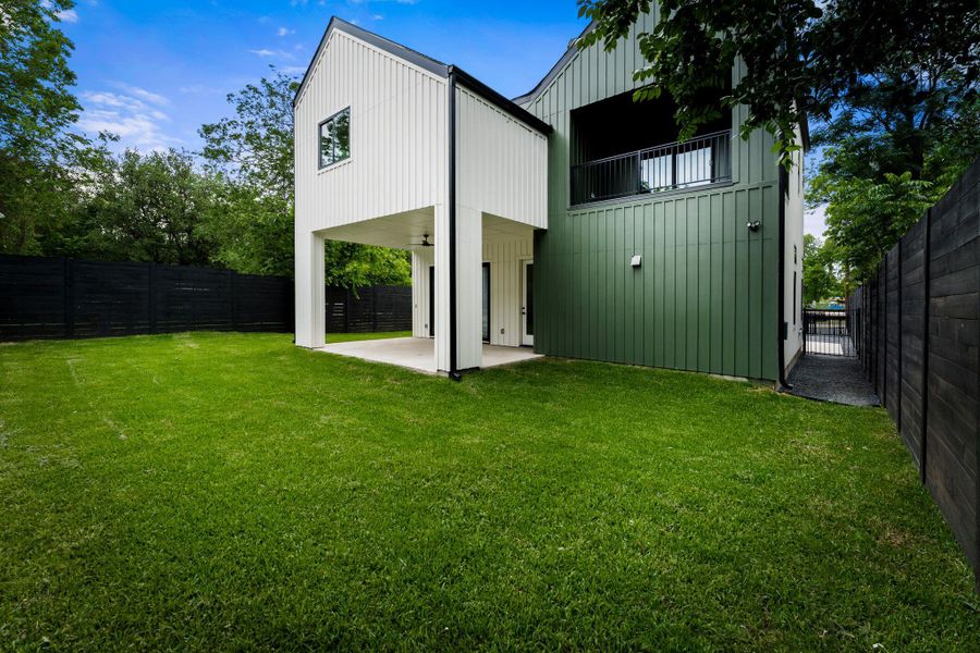 Exterior details and patio area of a home in , Austin (Image 28).
