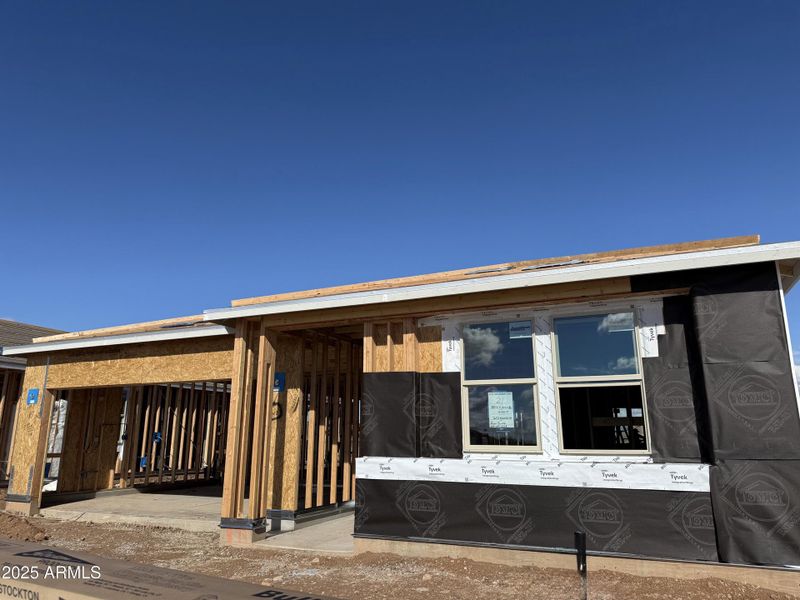 001 Front Exterior 001 Front Exterior