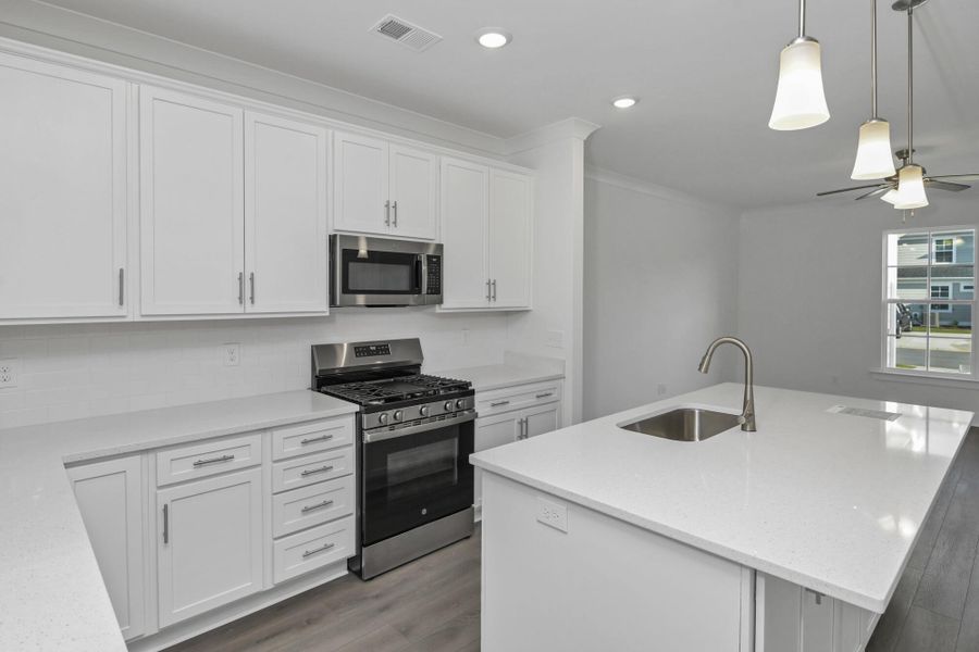 Furnished interior view inside a new home in Lake Carolina Townhomes, Columbia (Image 10).