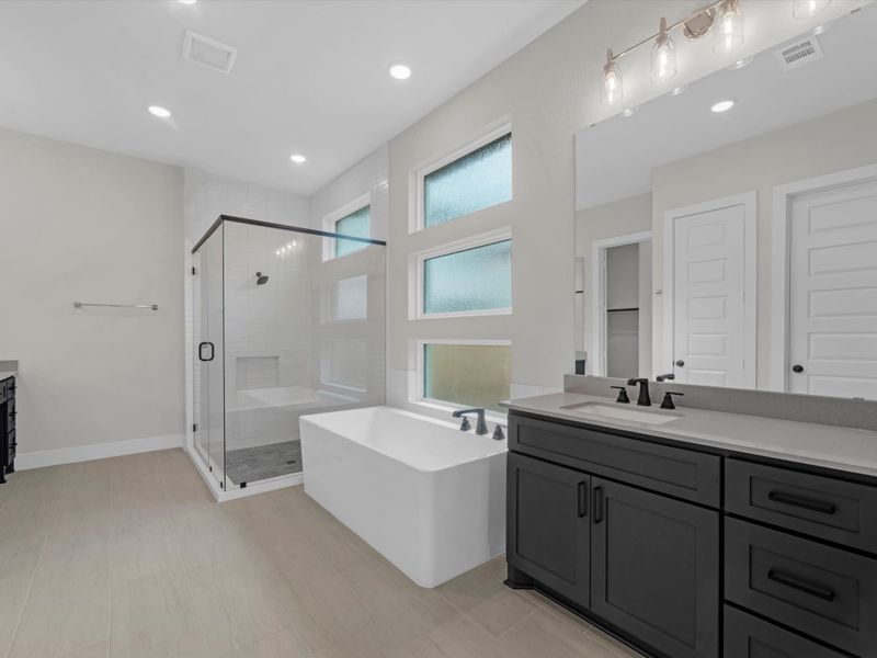Furnished interior view inside a new home in Sienna 80′, Missouri City (Image 7).