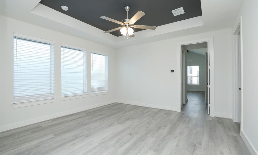 Spacious, unfurnished interior of a new home in Independence Heights, Houston (Image 28). Spacious, unfurnished interior of a new home in Independence Heights, Houston (Image 28).