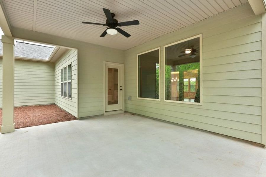 Image 27 representing the Grovetown by Dustin Shaw Homes in Durham Estates, Sharpsburg, GA.