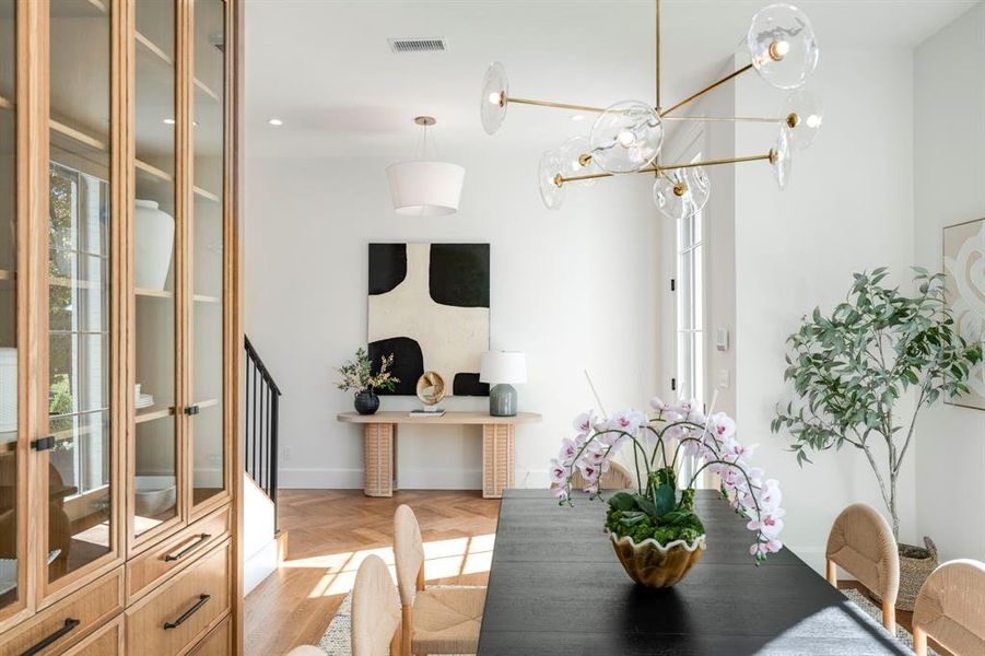 Furnished interior view inside a new home in , Dallas (Image 9).