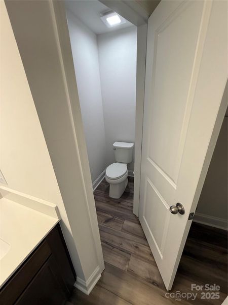 Owner's Bathroom Owner's Bathroom