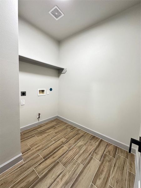 Spacious, unfurnished interior of a new home in , Houston (Image 13). Spacious, unfurnished interior of a new home in , Houston (Image 13).