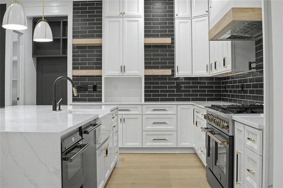Furnished interior view inside a new home in , Monroe (Image 9).