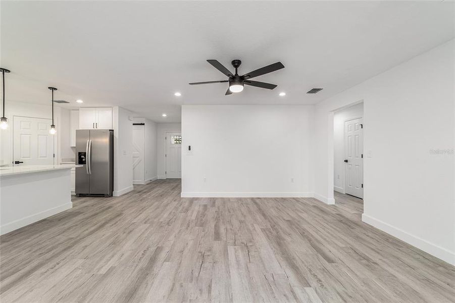 Spacious, unfurnished interior of a new home in , Ocala (Image 36).